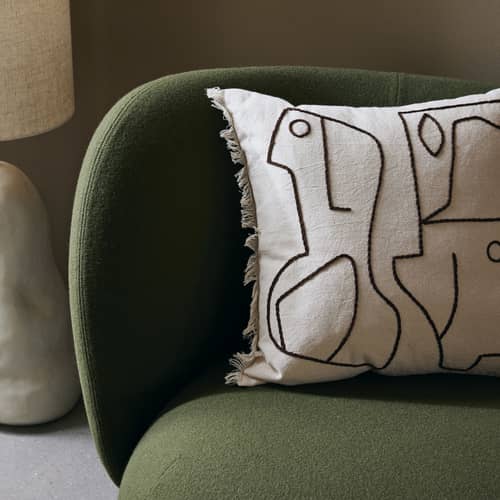 Housse de coussin Figure tissu blanc / 50 x 50 cm - Motif brodé à la main - Ferm Living - Blanc cassé - Coton biologique