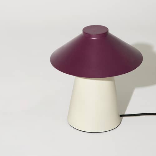 Lampe de table Chipper métal rouge - HÜBSCH - Bordeaux / Sable - Fer laqué