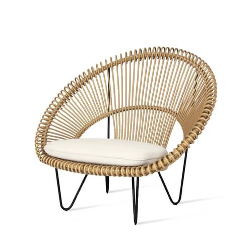 Fauteuil Roy Cocoon   / Osier polyéthylène tressé main - Vincent Sheppard - Camel / Coussin blanc - Acier, Aluminium, Mousse, Osier polyéthylène, Tissu
