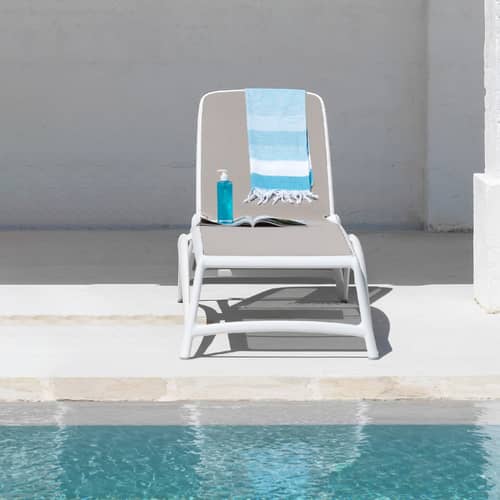 Transat inclinable à roulettes Atlantico blanc - NARDI - Blanc / Toile Taupe - Résine de fibre de verre, Toile outdoor