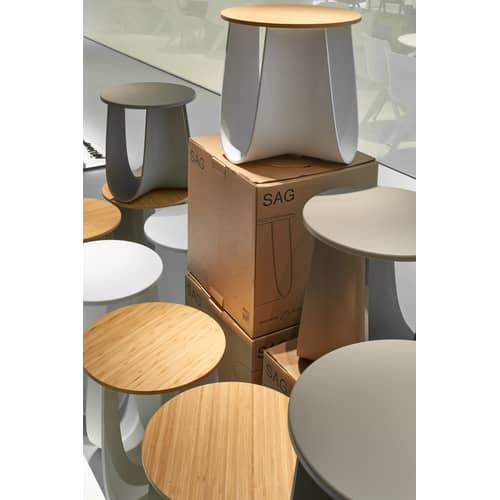 Tabouret Sag plastique blanc / Table H 44 cm - Assise polyuréthane / Nendo, 2016 - MDF Italia - Blanc - Polyuréthane