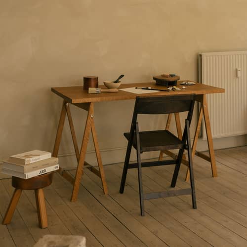  Folding Flat Trestle Desk natural wood / 130 x 63 cm - Frama  - Warm brown Birch - Recycled cotton, Solid birch