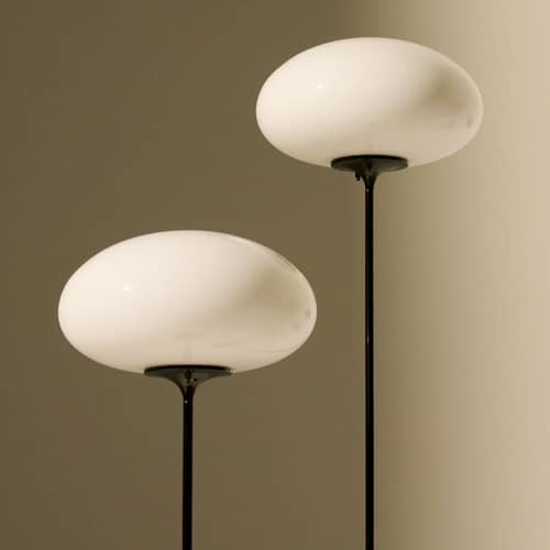 Lampadaire Stemlite / H 110 cm - Réédition 1962 - Gubi - H 110 cm - Acier thermolaqué, Verre soufflé bouche