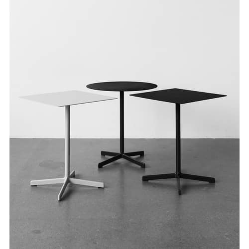 Neu Round table metal black Ø 70 cm - Hay - Charcoal - Epoxy lacquered steel, Lacquered cast aluminium