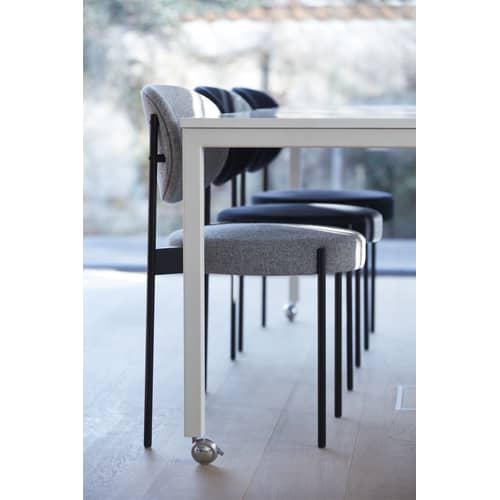 Chaise rembourrée Series 430 / Velours - Verpan - Bleu-gris / Structure noire - Acier inoxydable, Mousse, Velours