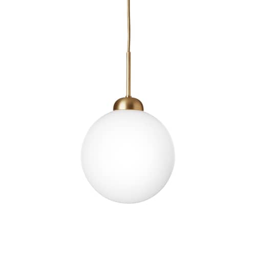 Suspension Apiales 1 Large verre / Ø 20 cm - NUURA - Laiton / Blanc opalin - Aluminium, Verre soufflé bouche