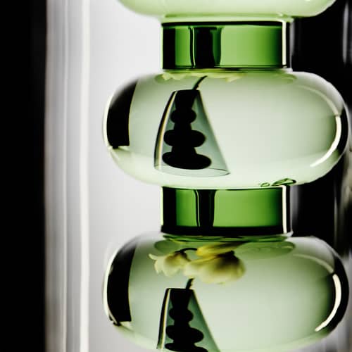 Vase Bump Tall vert / Ø 13 x H 27 cm - Verre soufflé - Tom Dixon - Gris fumé & vert - Verre borosilicate soufflé