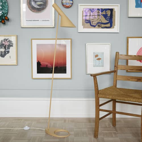 AJ Floor lamp metal grey / H 130 cm - Adjustable / Arne Jacobsen, 1957 - Louis Poulsen - Warm grey - Cast iron, Steel