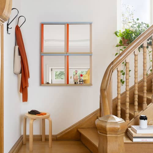 Miroir mural Colour Frame - Small bois orange / 38,5 x 48 cm - Vitra - Bleu / orange - Frêne laqué, Verre