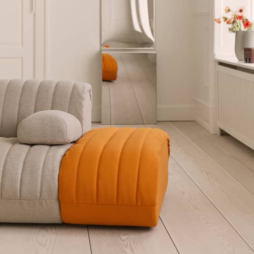 Pouf Coltre tissu beige / 108 x 51 cm - Muuto - Sable - Bois certifié FSC, Mousse, Tissu