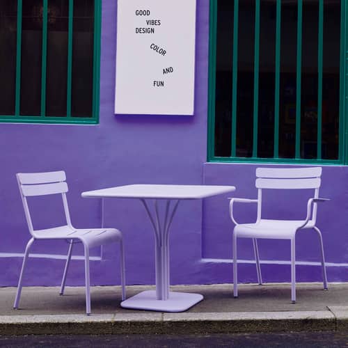 Chaise empilable Luxembourg métal violet / Aluminium - Fermob - Marshmallow - Lacquered aluminium