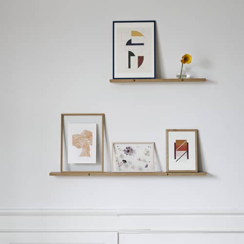Etagère porte-cadres Gallery Shelf bois naturel / L 70 x Prof. 8 cm - Rainurée - MOEBE - Chêne naturel - Chêne massif