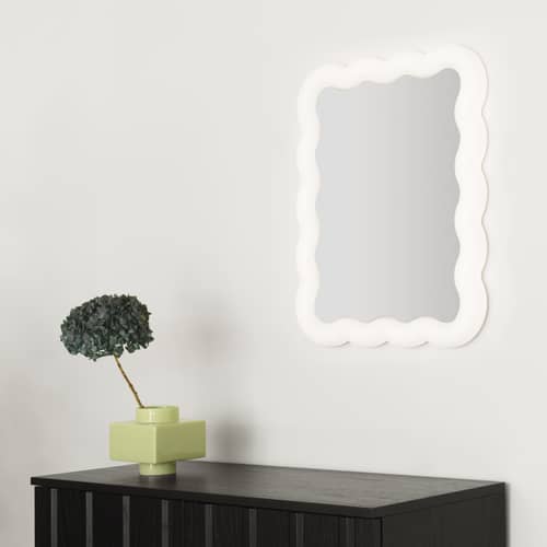 Specchio luminoso Illu LED materiale plastico bianco / L 50 x H 65 cm - Normann Copenhagen - 50 x 65 cm / Bianco - Acciaio, Acrilico, Vetro