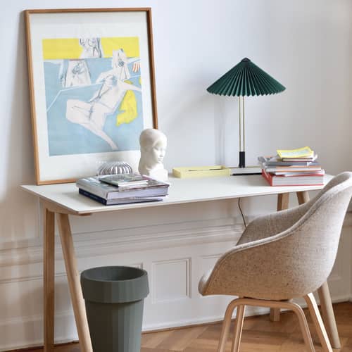 Lampe de table Matin Small LED tissu blanc / H 38 cm - Hay - Blanc / Acier poli - Acier poli, Coton enduit plissé