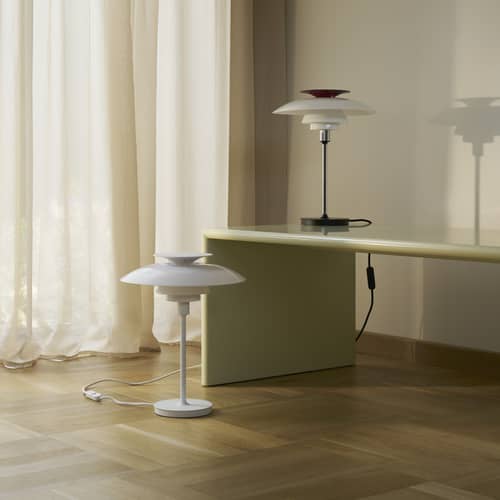 Lampe de table PH 80 / 1974 - Louis Poulsen - Blanc opalin / Pied blanc - Acrylique opalin, Aluminium