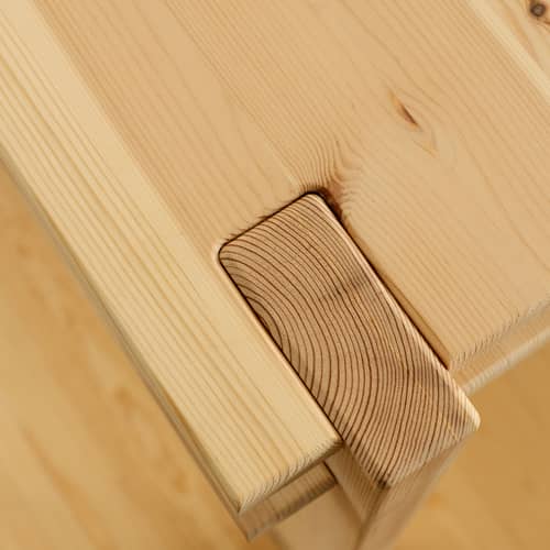 Table rectangulaire Tuck bois naturel / 134 x 75 cm - Rangement sous plateau - KARUP - Pin naturel - Pin massif certifié FSC