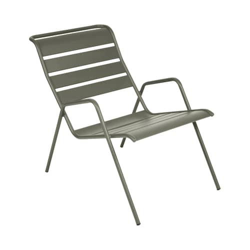 Fauteuil bas Monceau métal vert gris / Empilable - Fermob - Romarin - Acier peint