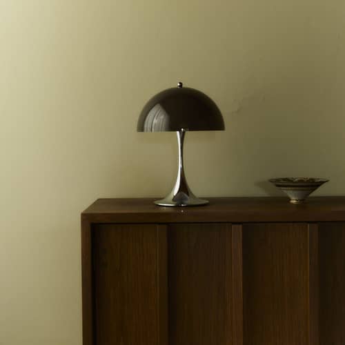 Lampe sans fil rechargeable Panthella 250 The Originals / LED - Ø 25 cm - Louis Poulsen - Marron opalin / Chromé - ABS, PMMA