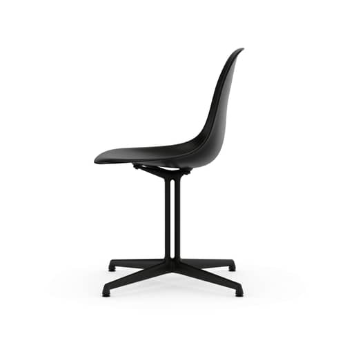 Chaise RE DSL - Eames Plastic Side Chair noir / (1950) - Pied La Fonda / Recyclé - Vitra - Noir foncé / Pied noir - Aluminium injecté, Polypropylène recyclé post-consommation