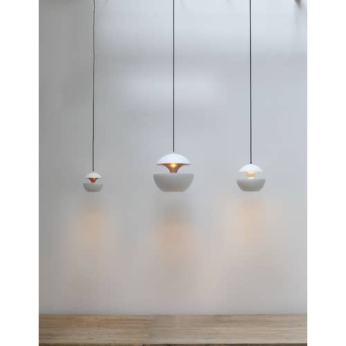 Suspension Here Comes The Sun métal blanc / Ø 45 cm - Réédition 1970 - DCW éditions - Blanc / intérieur cuivre - Aluminium, Textile