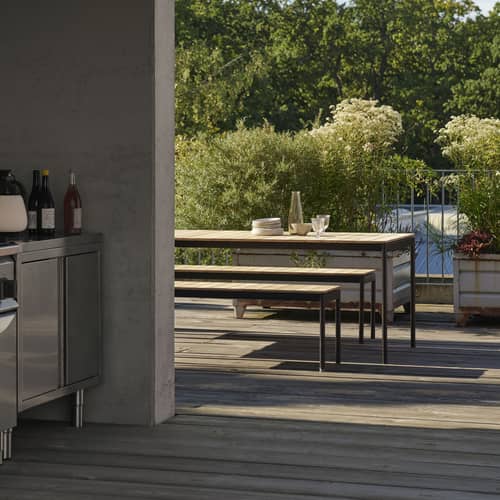 Banc Ville AV28 bois naturel / L 180 cm - &tradition - Noir chaud / Teck - Acier, Teck