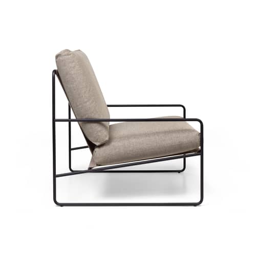 Fauteuil rembourré Desert tissu beige - Ferm Living - Sable foncé (tissu Dolce) / Noir - Acier, Mousse polyuréthane, Ouate de polyester, Tissu