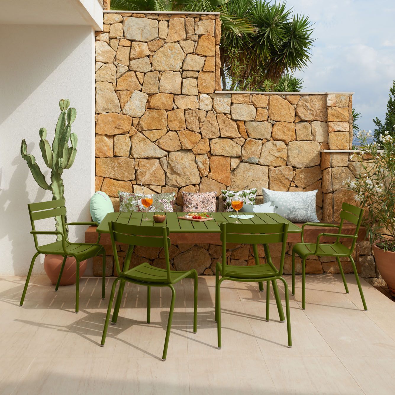 Table et chaises Luxembourg Fermob - Couleurs Fermob