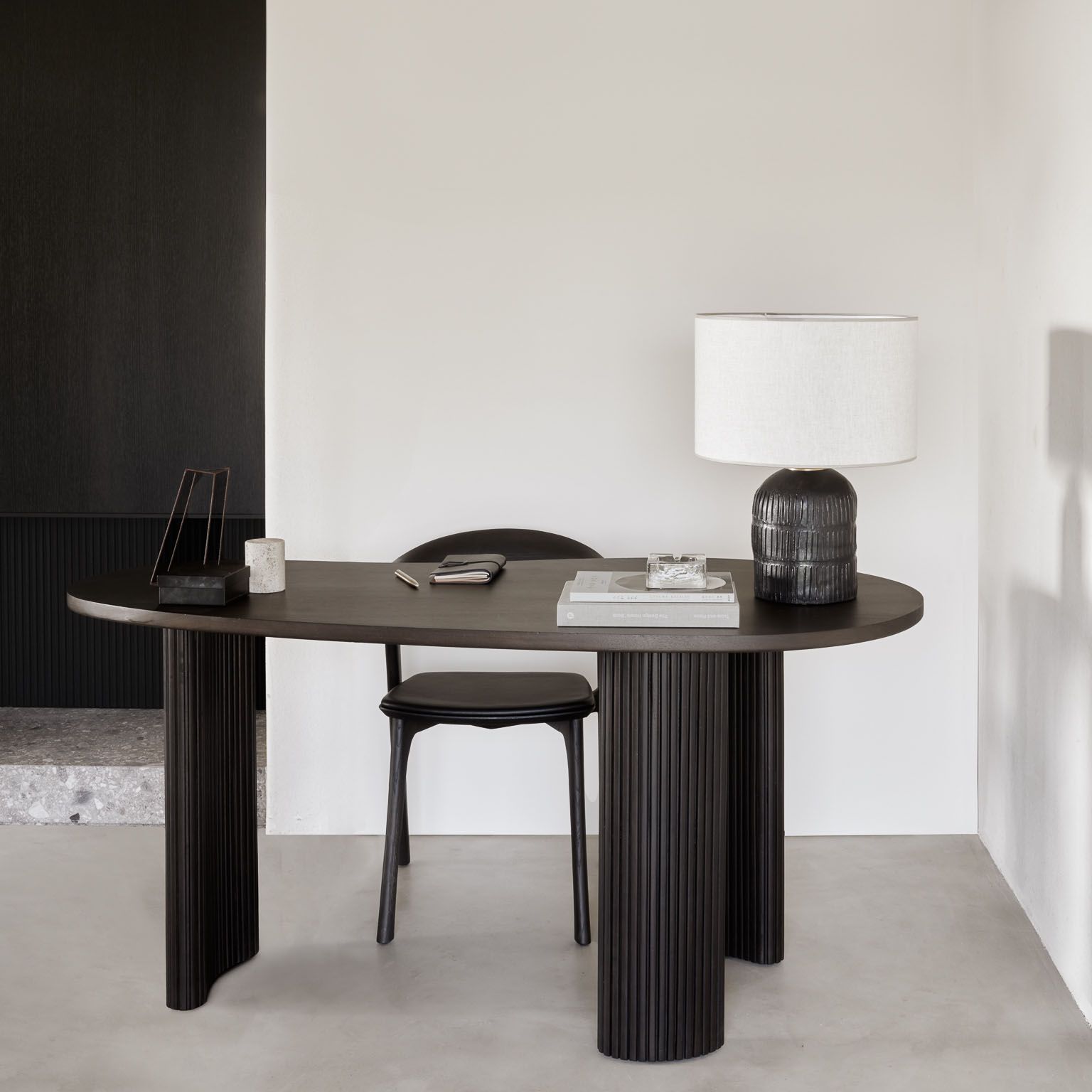 Bureau Boomerang Ethnicraft - Bureau de luxe