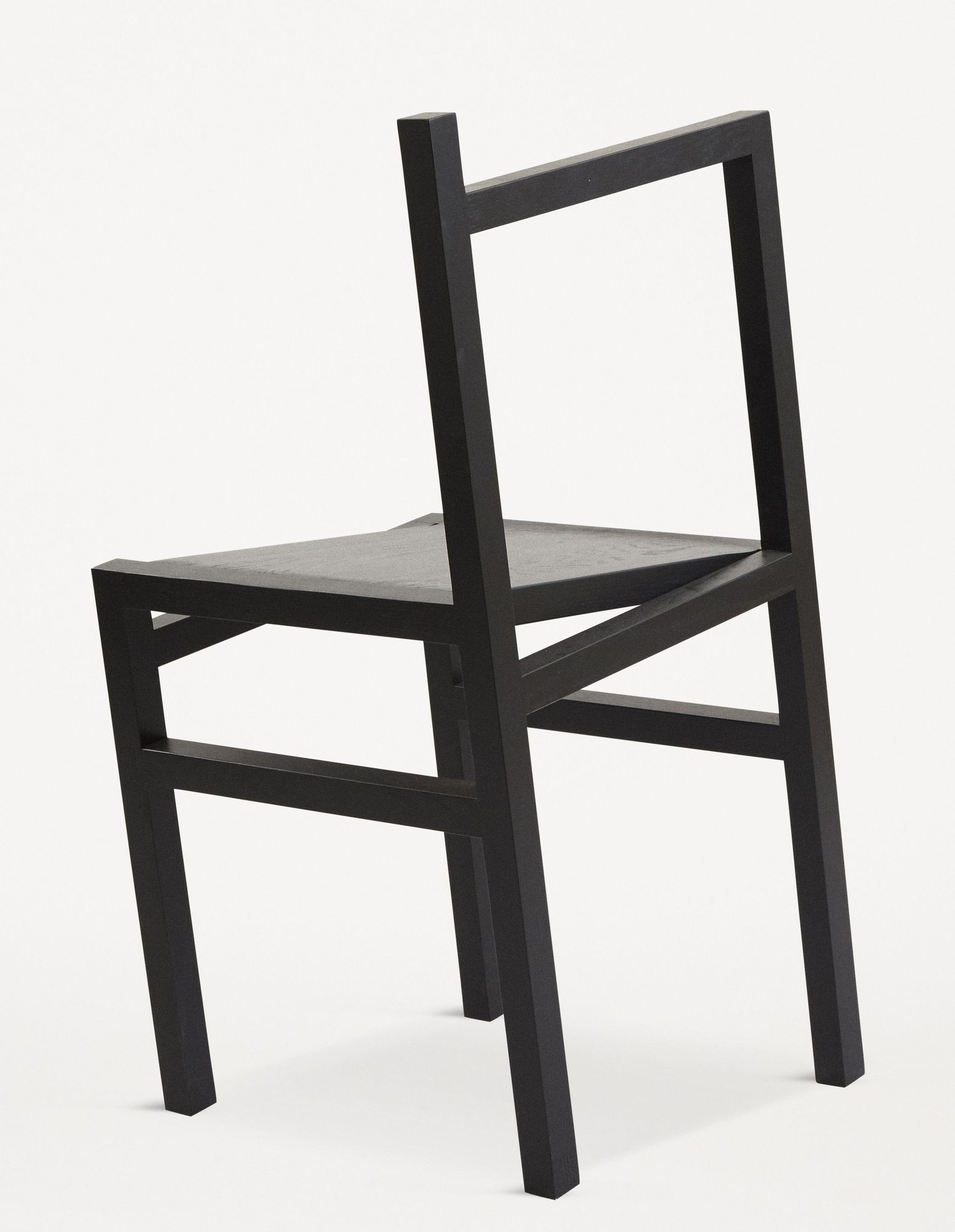 chair-9-5-black-