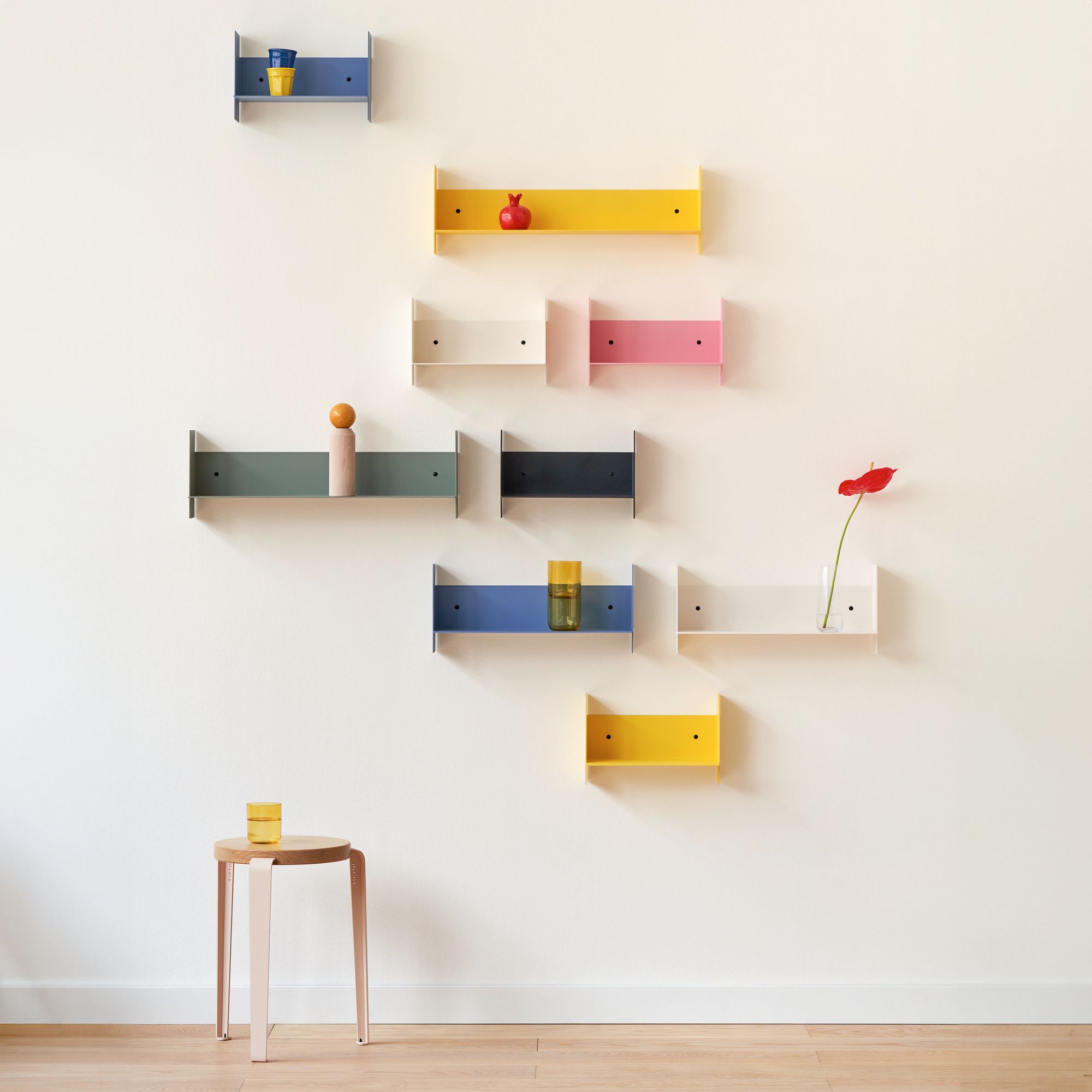 Étagère Pli Tiptoe - idée déco couloir long et étroit