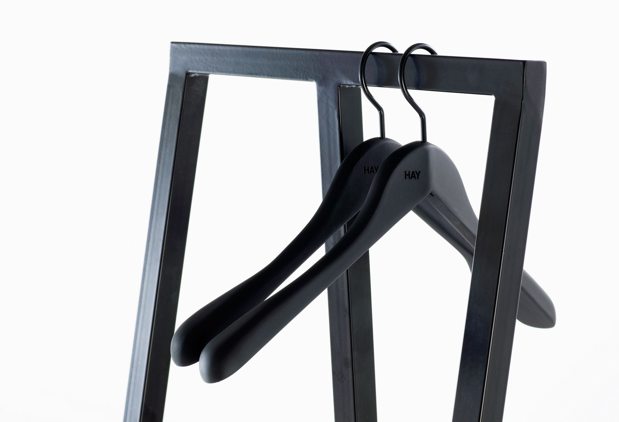 The Shopfitting Shop Appendibiti Heavy Duty Con Ruote – Tubo Acciaio 5 Piedi (1,5m) Con Copri Tubo Trasparente, Montaggio Senza Attrezzi, Nero