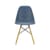 Sedia RE DSW - Eames Plastic Side Chair materiale plastico blu / (1950) - Gambe legno chiaro / Riciclata - Vitra