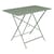 Table pliante Bistro métal vert / 97 x 57 cm - 4 personnes - Trou parasol - Fermob