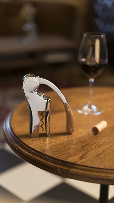 Bouchons et marque-verres - Vin - Art de la table et bar