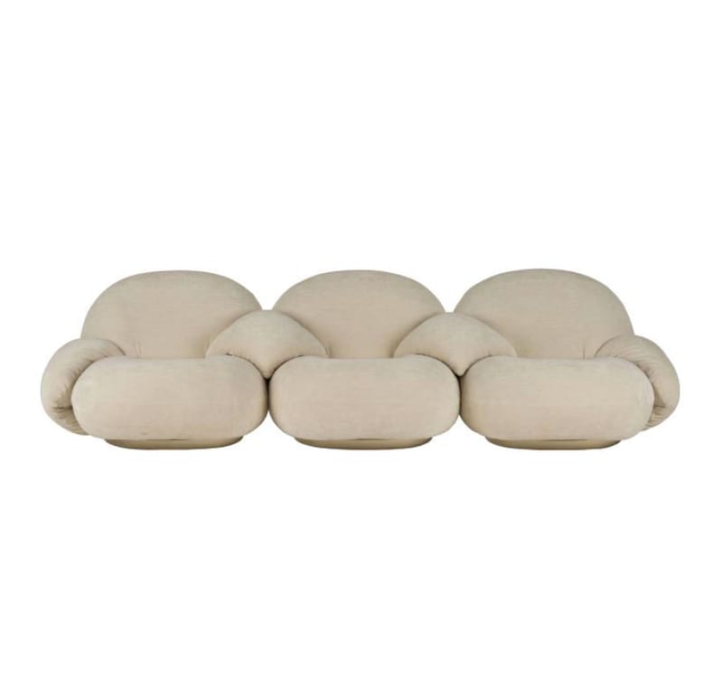 Furniture - Sofas - Pacha Straight sofa textile beige / 3 seats - L 253 cm / Pierre Paulin, 1975 reissue - Gubi - Ivory (Belsuede 007 velvet) / Gold base - Foam, Painted MDF, Plywood, Velvet