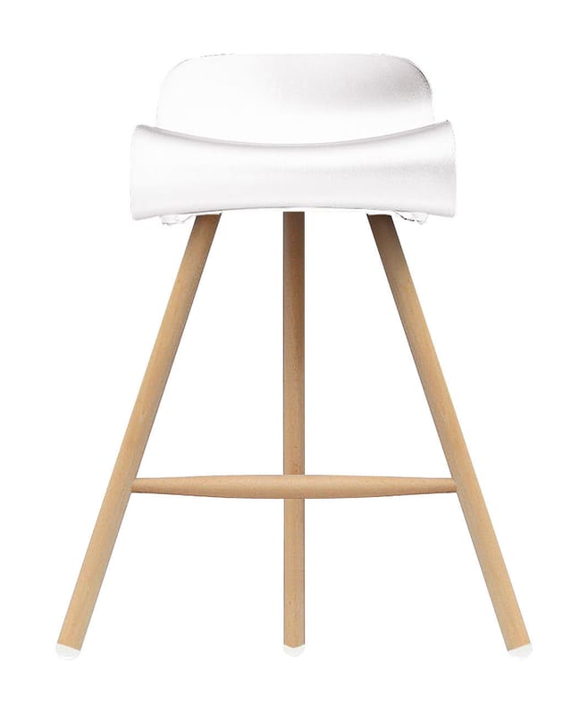 Scopri Sgabello alto BCN Wood -H 66 cm -Piedi in legno, Legno naturale  /Bianco di Kristalia, Made In Design Italia