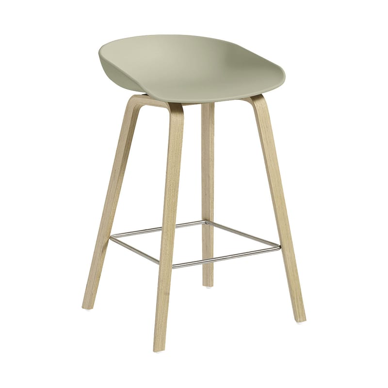 Furniture - Bar Stools - About a stool AAS 32 LOW Bar stool plastic material green / H 65 cm - Recycled - Hay - Pastel green / Soaped oak - Oak, Recycled polypropylene