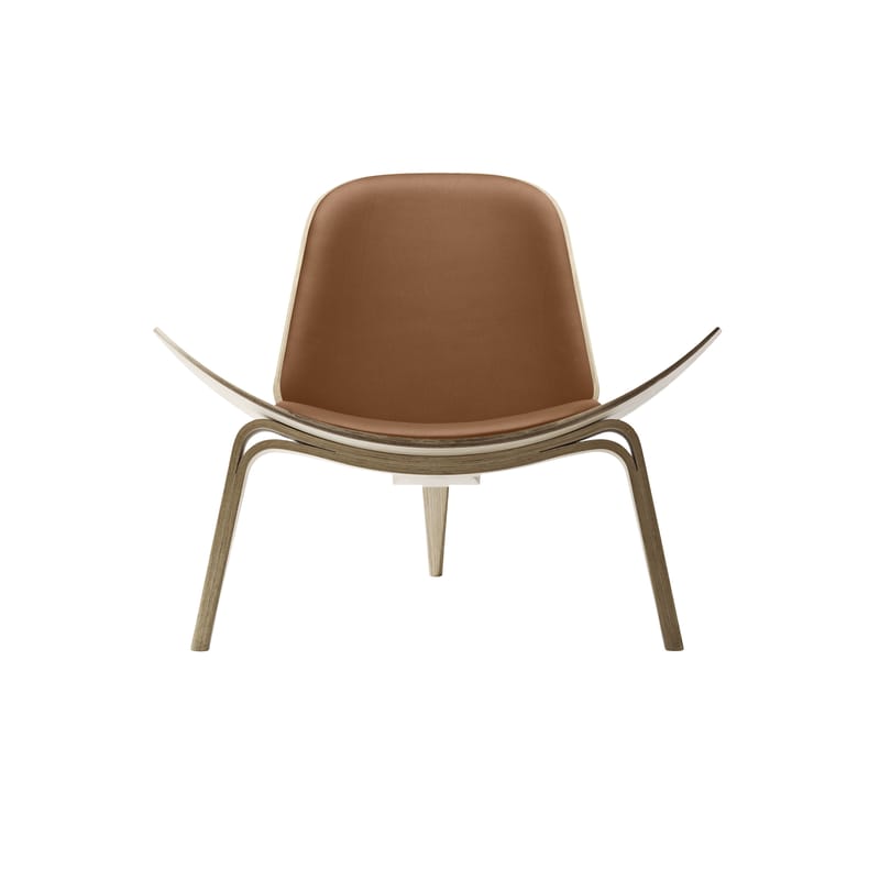Möbel - Lounge Sessel - Gepolsterter Sessel CH07 - Shell Chair leder braun / Hans J. Wegner (1963 - CARL HANSEN & SON - Eiche geweißt geölt / Leder braun (Thor 307) - Contreplaqué de noyer huilé, Leder, Polyurethan-Schaum