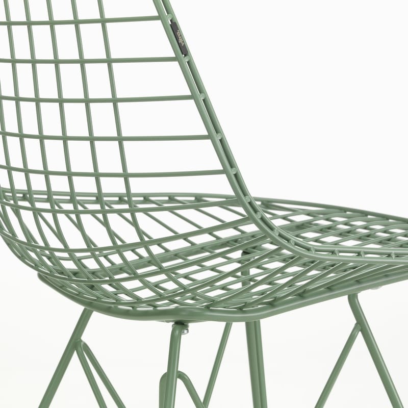 Eames metal 2024 chair