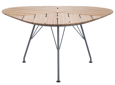 Outdoor - Garden Tables - Leaf Round table - Triangular - 146 x 146 x 146 cm by Houe - Bamboo / Grey feet - Bamboo, Epoxy lacquered metal