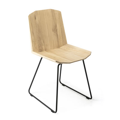 Furniture - Chairs - Facette Chair - / Solid oak by Ethnicraft - Oak / White base - FSC-certified solid oak, Varnished metal