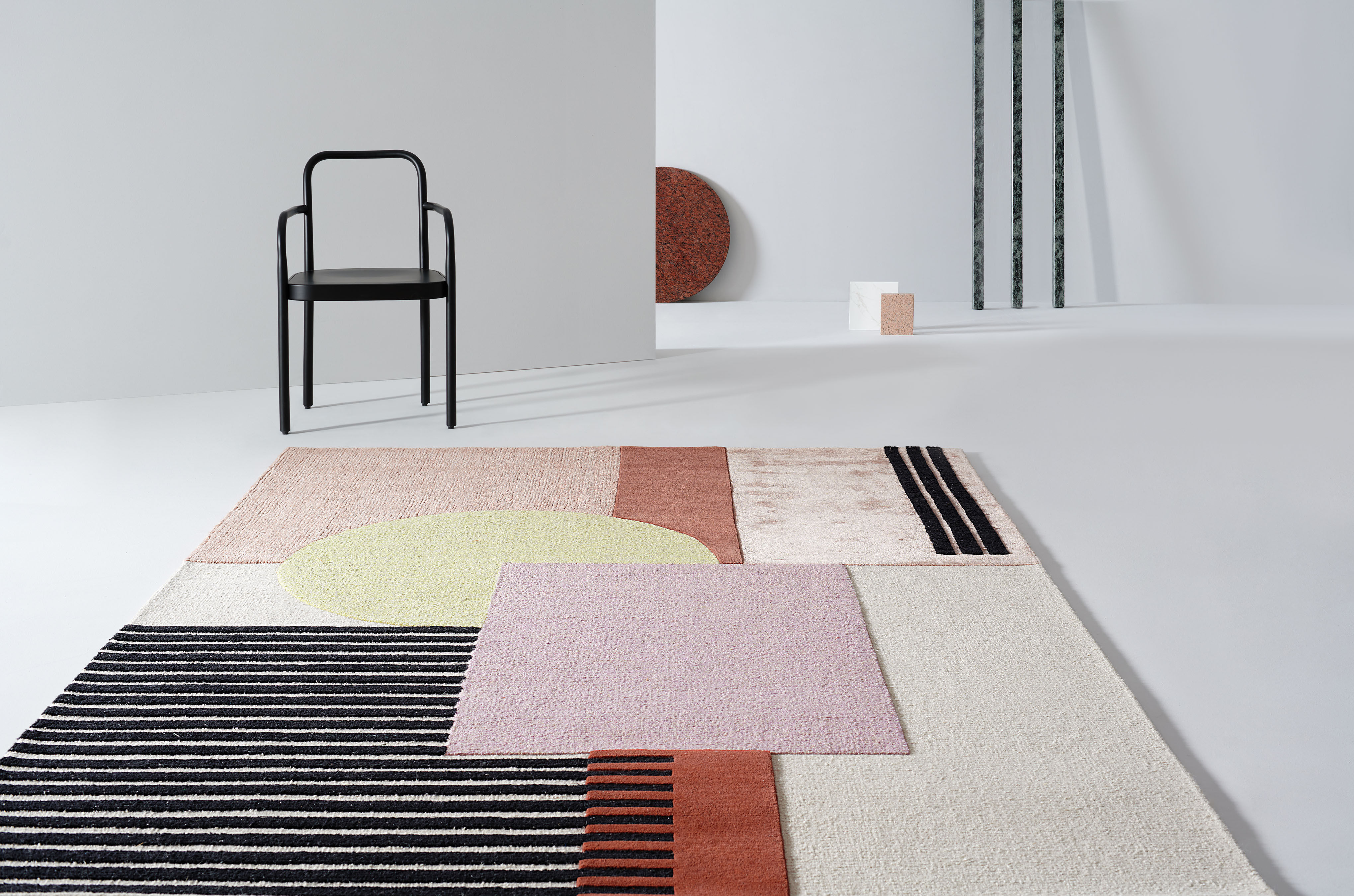 Teppich Around colors von Wiener GTV Design - rosa gelb | Made In Design
