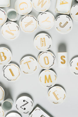Assiette A Mignardises Lettering Bitossi Home Blanc Or Made In Design