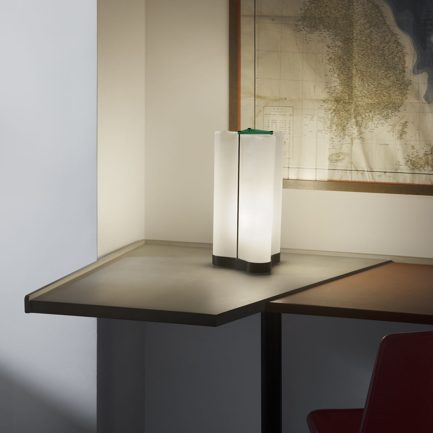 Cortina table deals lamp