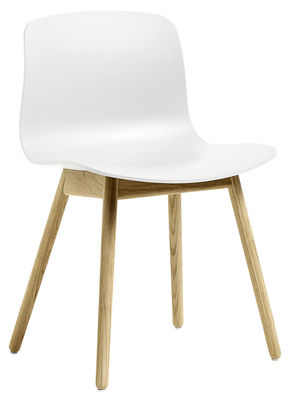 Mobilier - Chaises, fauteuils de salle à manger - Chaise About a chair AAC12 / Plastique & pieds bois - Hay - Blanc / Pieds bois naturel - Chêne verni, Polypropylène