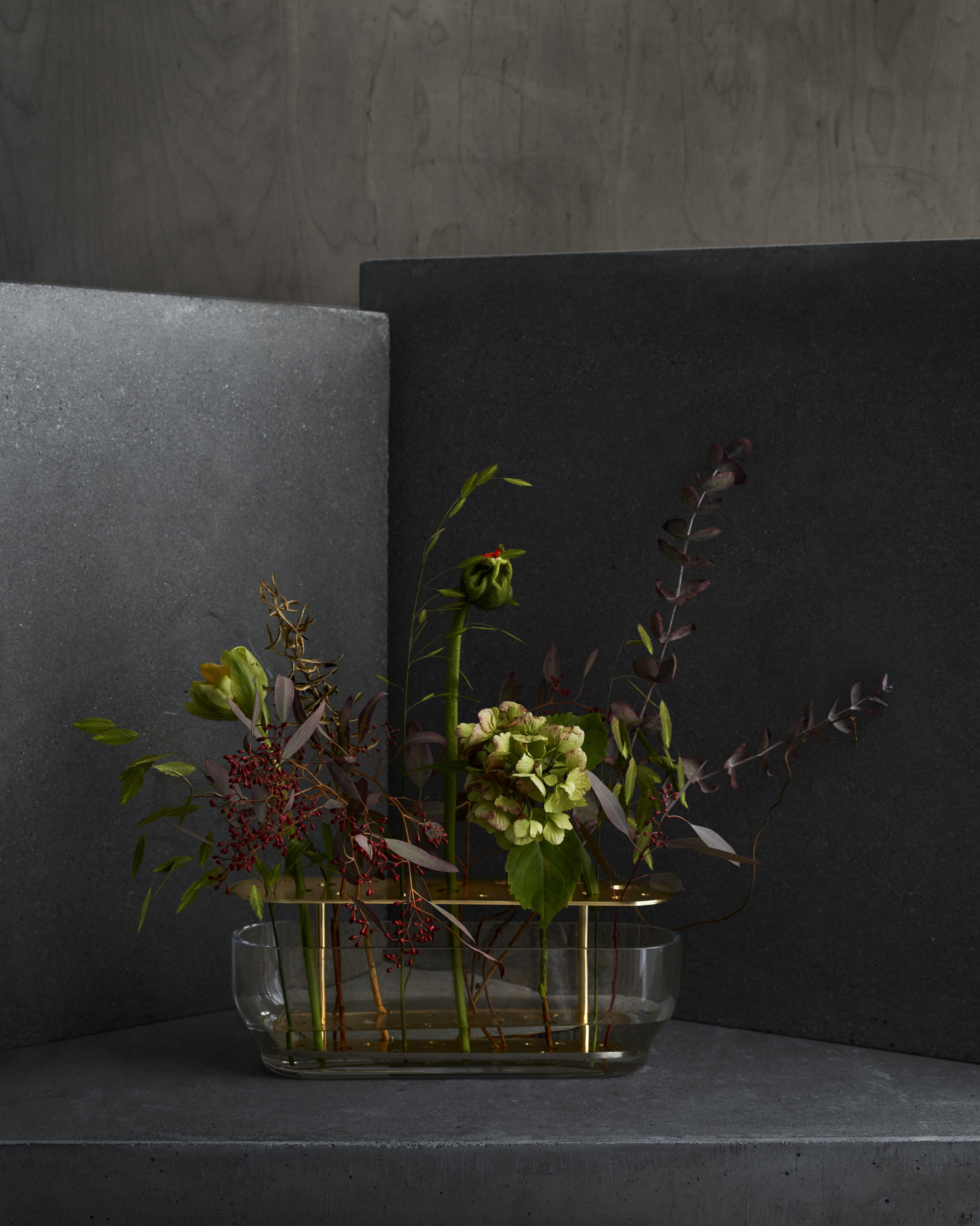 Fritz Hansen Ikebana Long Vase - transparent brass | Made In