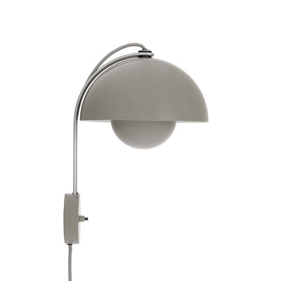 Illuminazione - Lampade da parete - Applique con presa Flowerpot VP8 - / By Verner Panton, 1968 di &tradition - Beige - Alluminio laccato