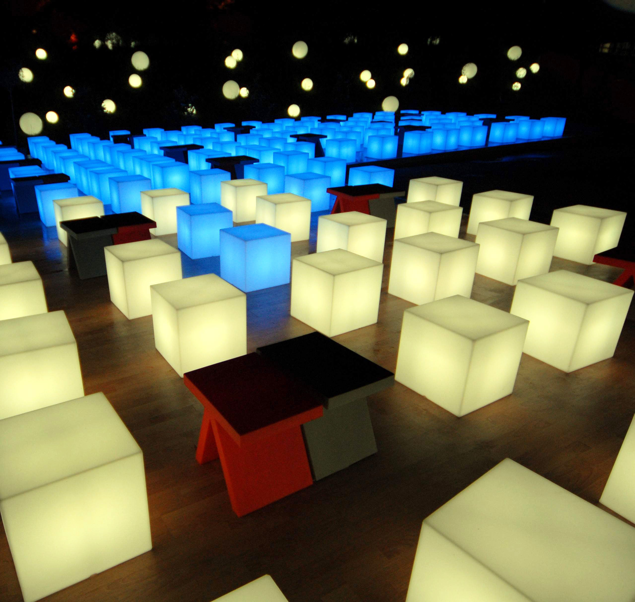 Cube LED Extérieur 40cm, Tabouret Lumineux, Lampadaire Jardin