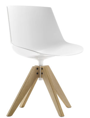Mobilier - Chaises, fauteuils de salle à manger - Chaise pivotante Flow / 4 pieds VN chêne - MDF Italia - Blanc / Piètement chêne - Chêne massif, Polycarbonate