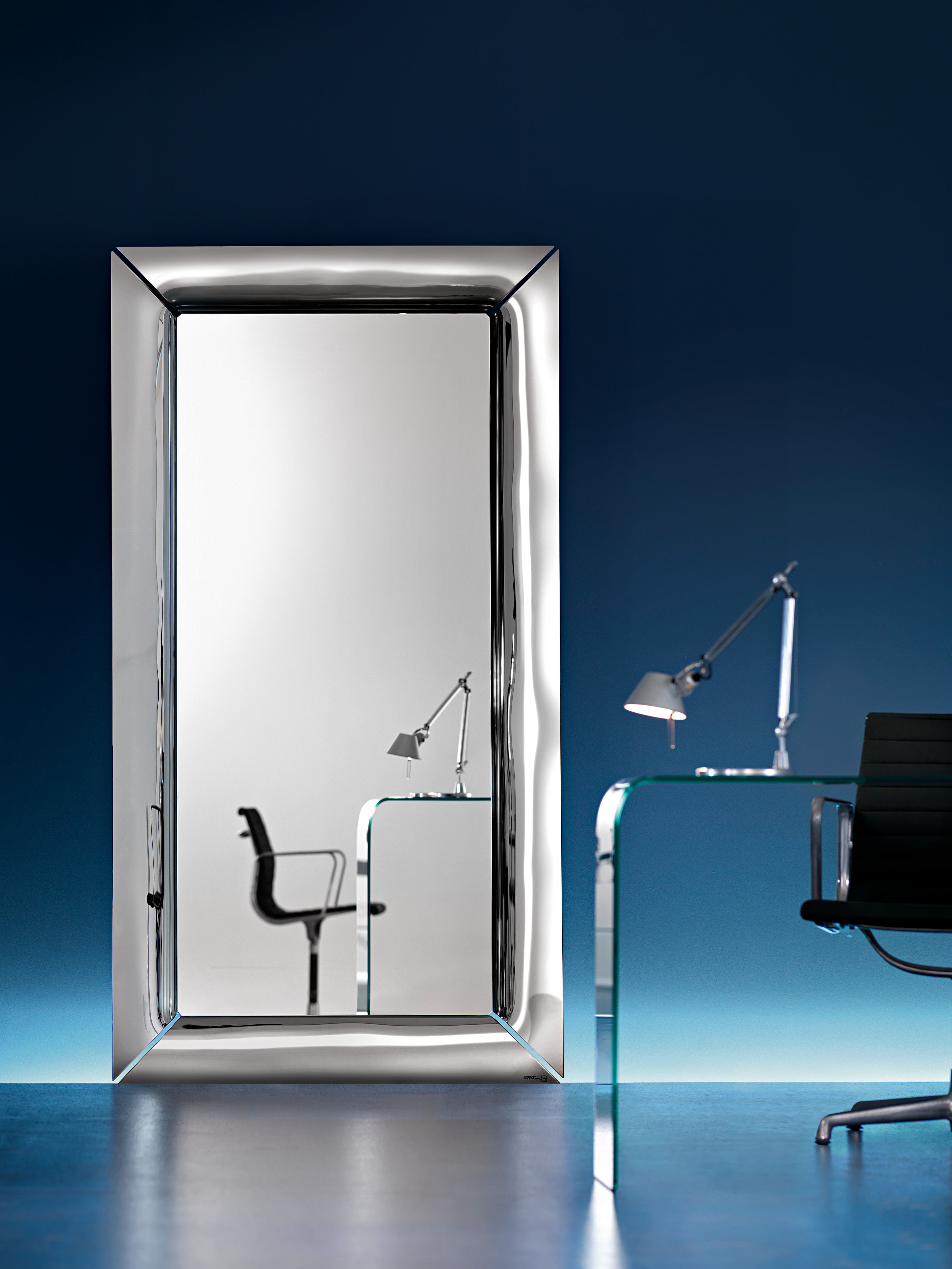 Specchio da appoggiare Caadre di FIAM - Argento/Specchio/Metallo | Made